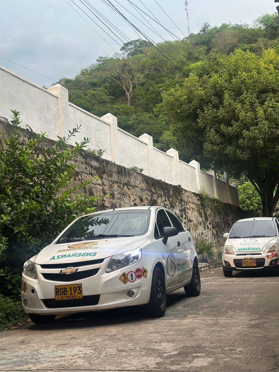 Vehículo CONDUSER: Carro